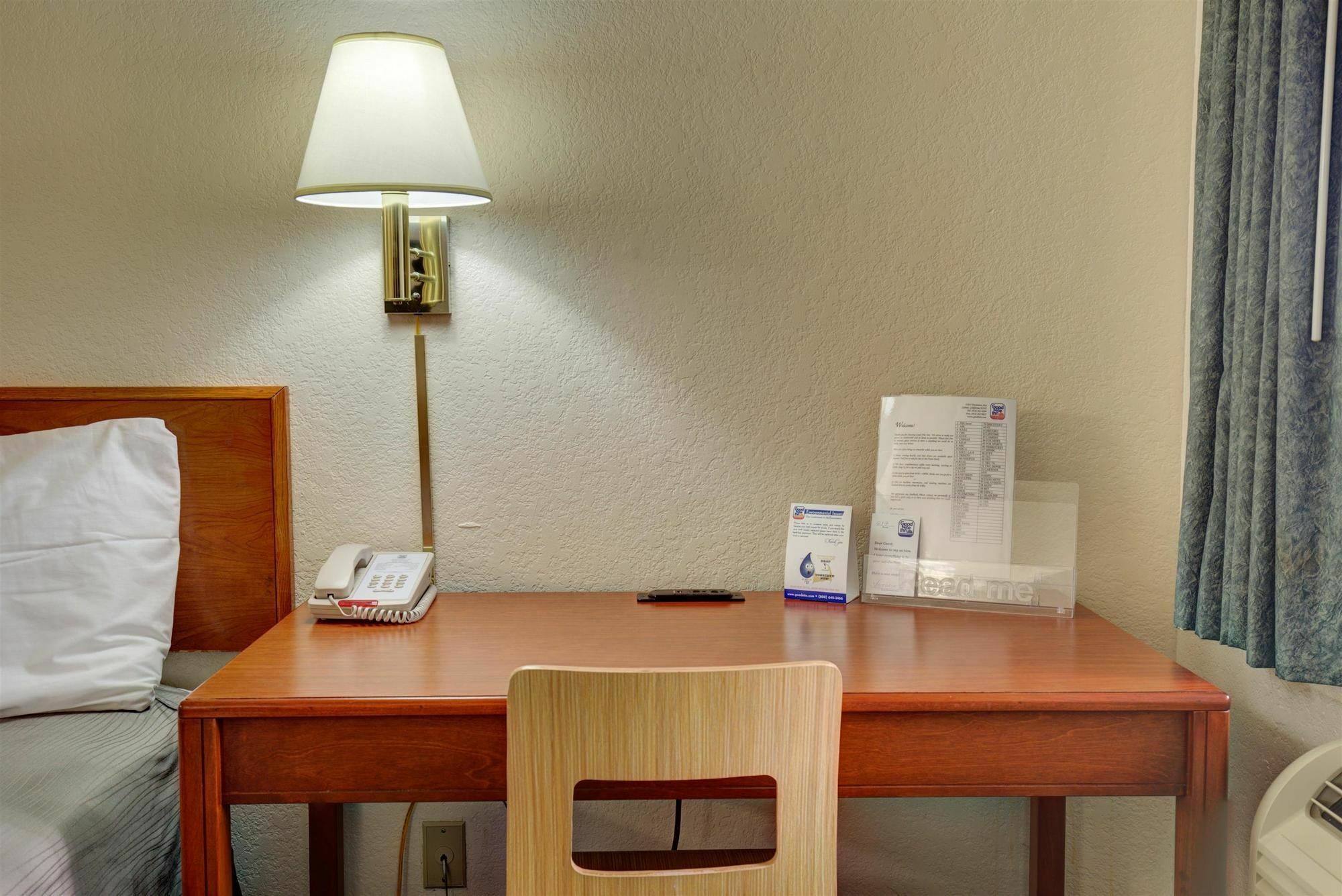 לוס אנג'לס Good Nite Inn Sylmar מראה חיצוני תמונה